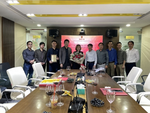 HACOM HOLDINGS Trao giải thưởng cuộc thi ' Thiết kế phương án kiến trúc' công trình tổ hợp nhà ở và trung tâm thương mại Khu đô thị biển Bình Sơn Ocean Park