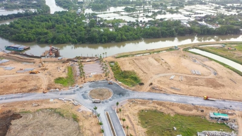 Giá và giao dịch nhà đất nhiều tỉnh tăng cao 'ăn theo' sóng hạ tầng