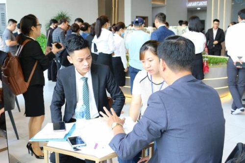 Giá nhà vẫn 'đủng đỉnh' tăng cao sau dịch