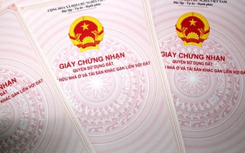 Mua chung cư, sau bao lâu chủ đầu tư phải xin cấp sổ hồng cho cư dân?
