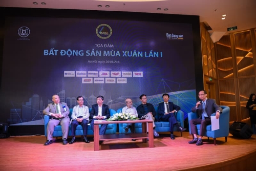 Chuyên gia lý giải cơn sốt bất động sản đầu năm 2021